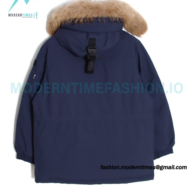 MLB - Chest Embroidered Logo Fur Collar Hooded Down Jacket