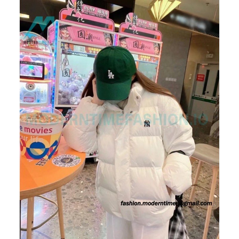 MLB - Button Label Embroidered Short Thickened Down Jacket