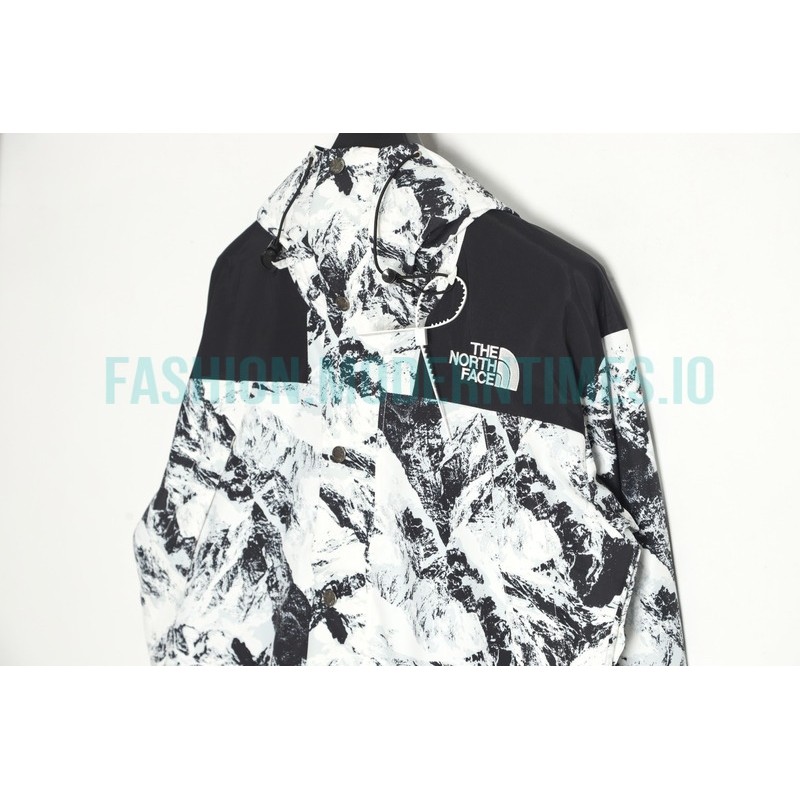 Supreme - The North Face Snowstorm Jacket