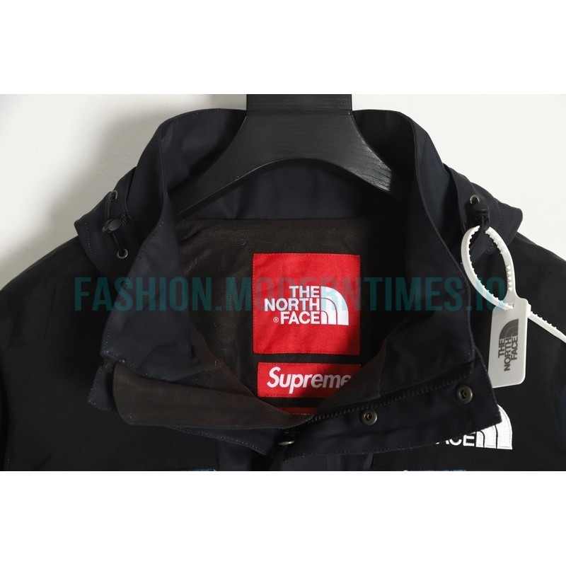 Supreme - The North Co-branded Face Lady Liberty Jacket