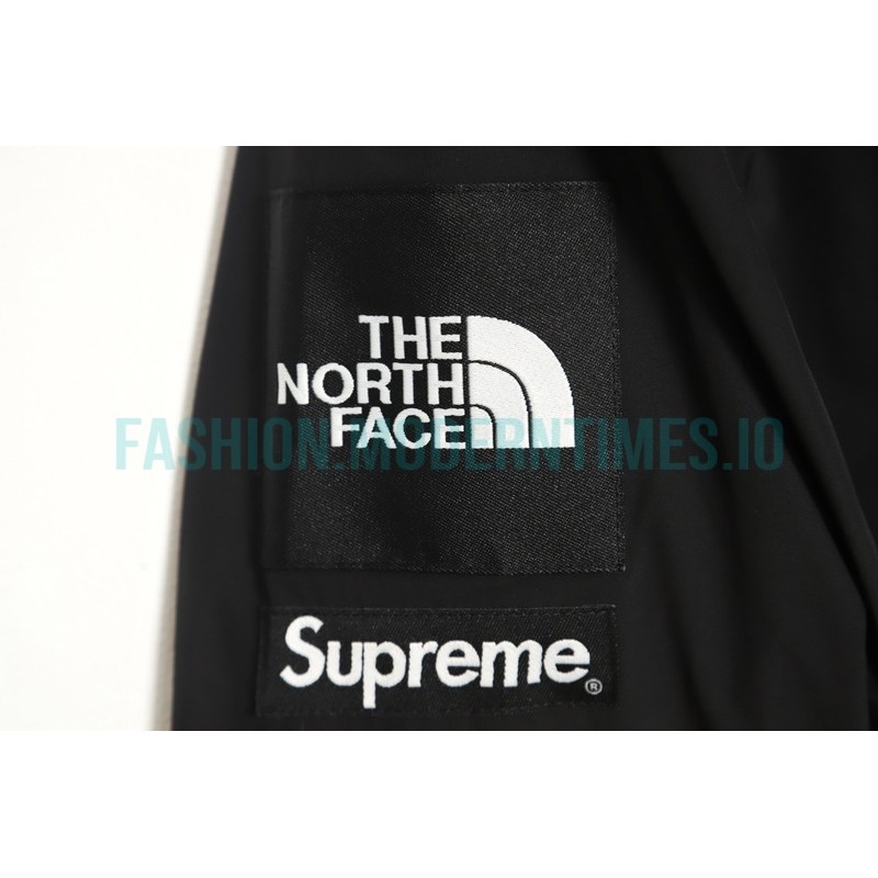 Supreme - The North Face Co-branded Great S Stormtrooper Jacket