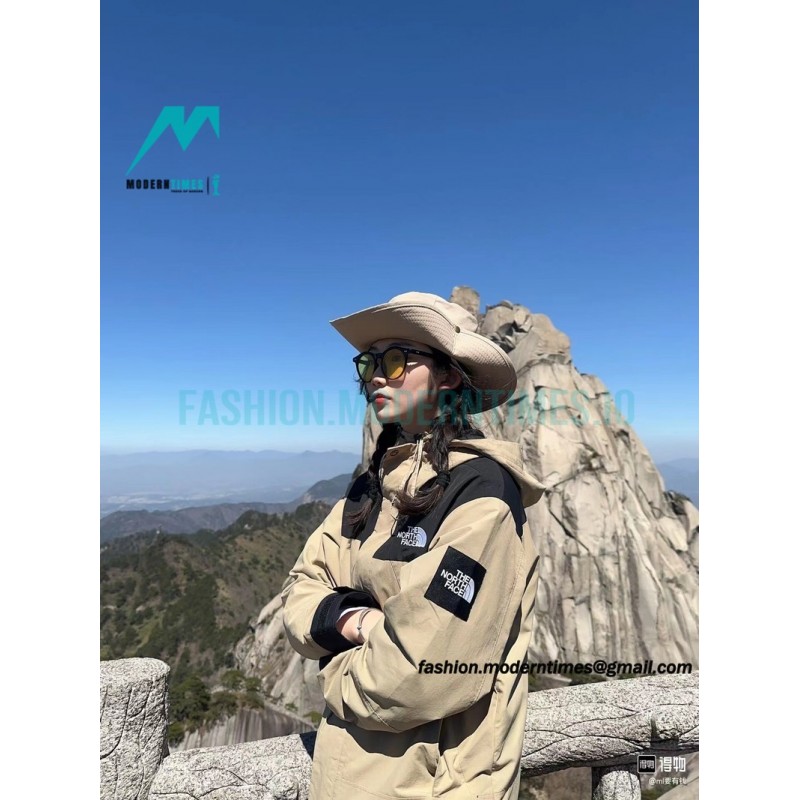 The North Face - Outdoor Lightweight Waterproof Jacket