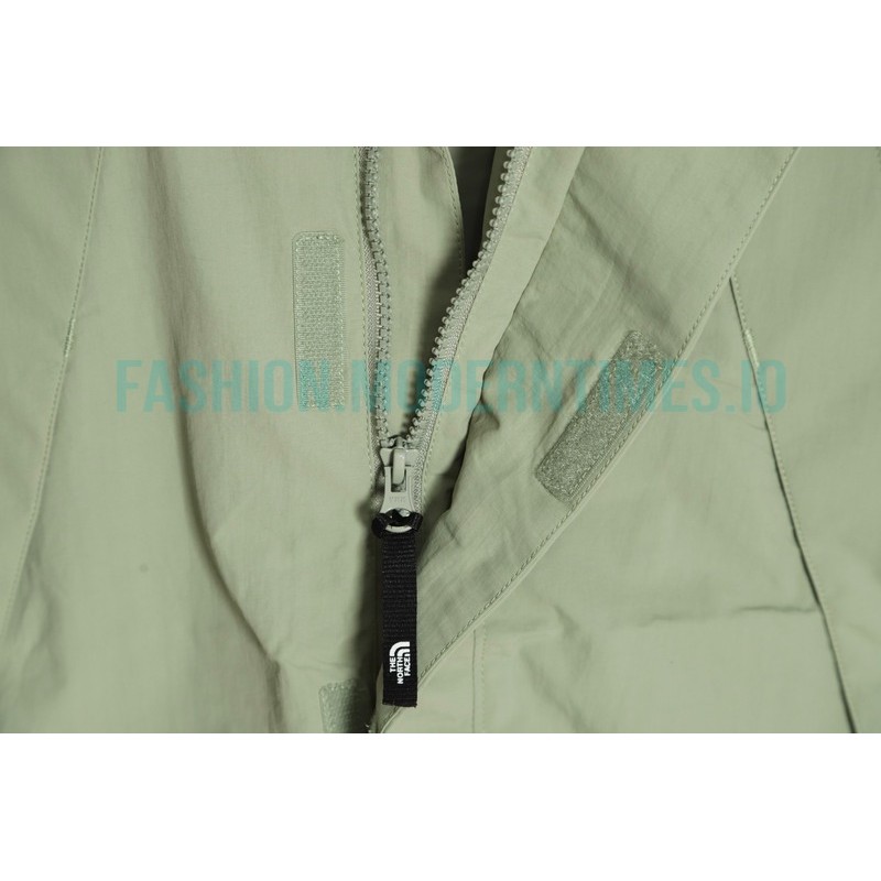The North Face - Outdoor Lightweight Waterproof Jacket