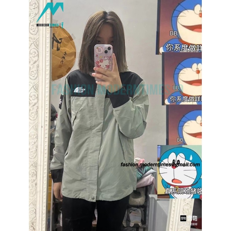 The North Face - Outdoor Lightweight Waterproof Jacket