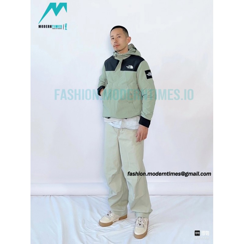 The North Face - Outdoor Lightweight Waterproof Jacket