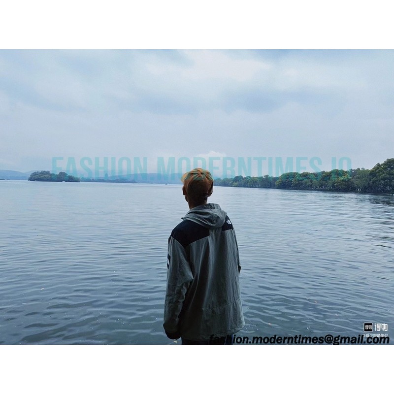 The North Face - Outdoor Lightweight Waterproof Jacket