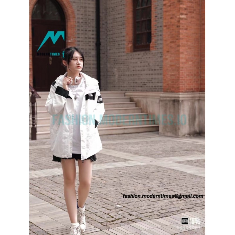 The North Face - Outdoor Lightweight Waterproof Jacket