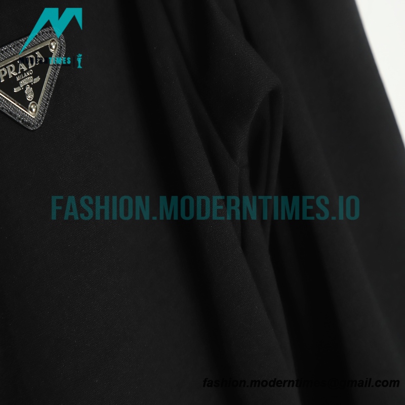 Prada - 22FW Triangle Standard Wave Anti-wrinkle Crease Crew Neck Hoodie