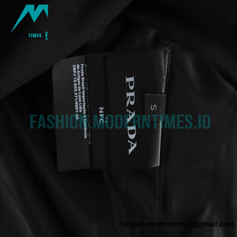 Prada - 23SS Triangle Pocket Wool Patchwork Hooded Jacket