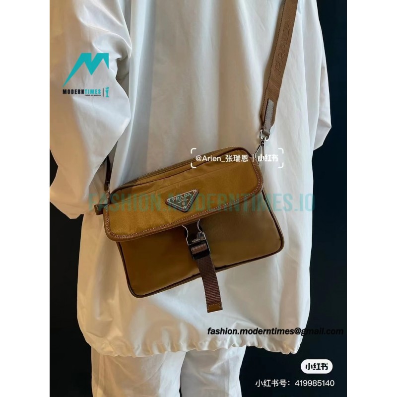 Prada - 22FW Triangle Pocket Poplin Hooded Jacket