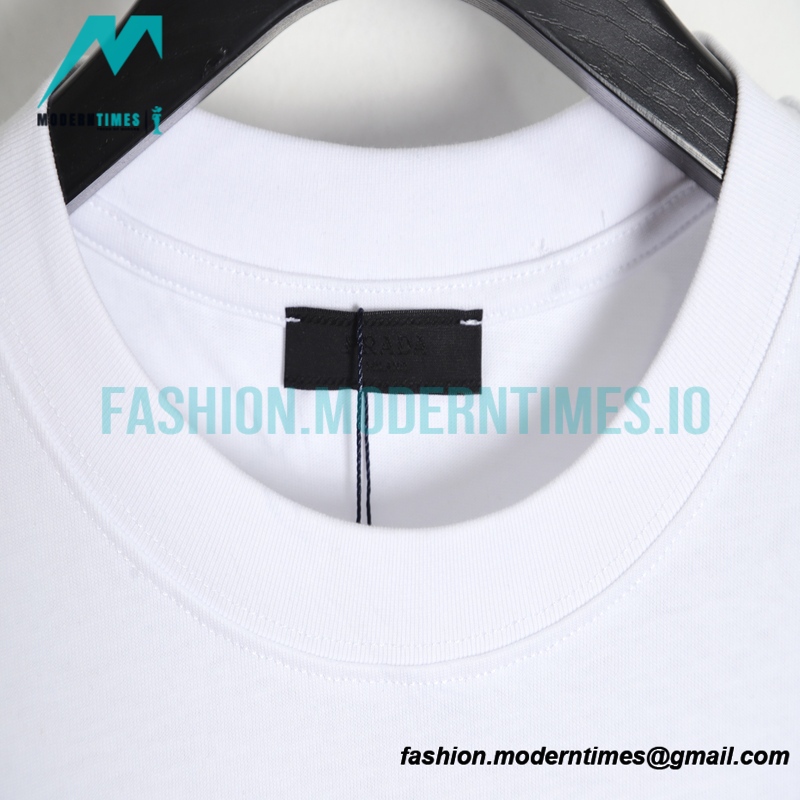 Prada - Classic Triangle Embossed Letter Logo Round Neck Short-sleeved T-shirt
