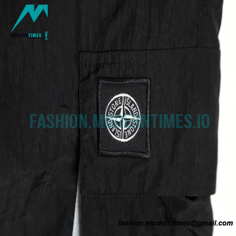 Stone Island - Color Contrast Metal Nylon 3D Pocket Drawstring Shorts Pants