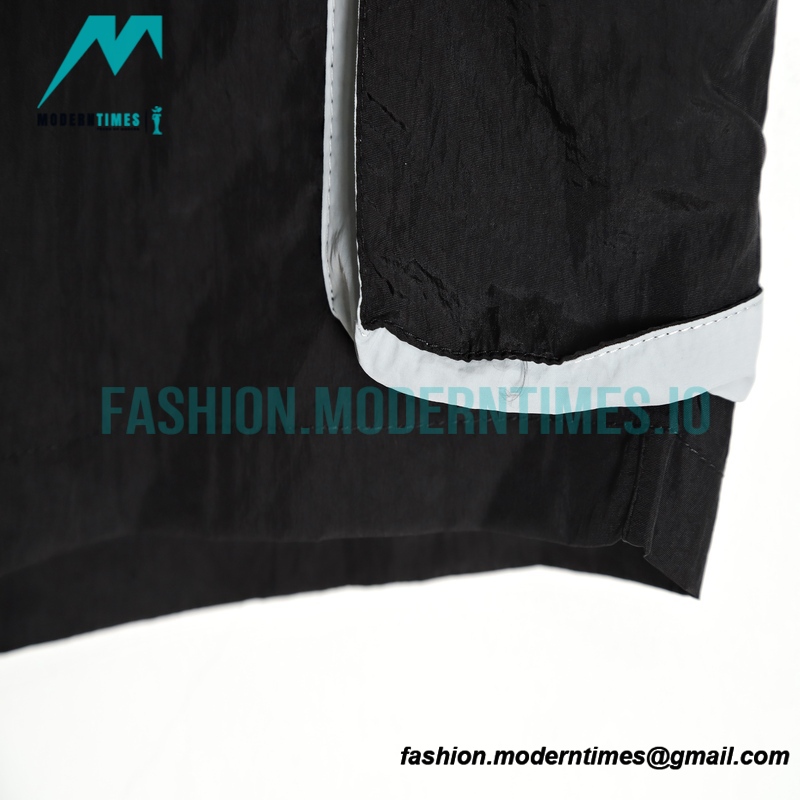 Stone Island - Color Contrast Metal Nylon 3D Pocket Drawstring Shorts Pants