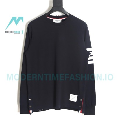 Thom Browne - Four-bar Crewneck Long Sleeves
