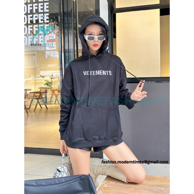 Vetements - 23FW Hot Diamond Letter Hoodie