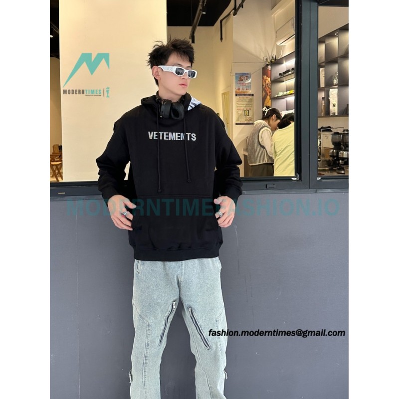 Vetements - 23FW Hot Diamond Letter Hoodie